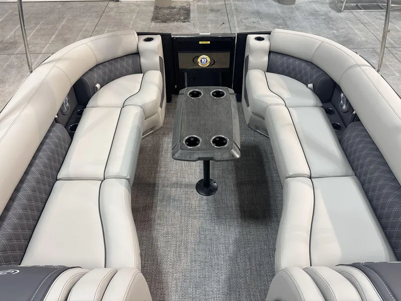 Slide: The Image of Barletta LUSSO 25UCAT 2025 - 6