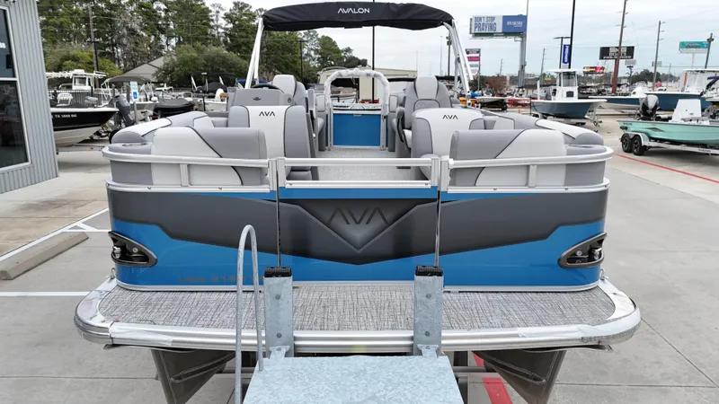 Slide: The Image of Avalon VNT QL21T 2025 - 11