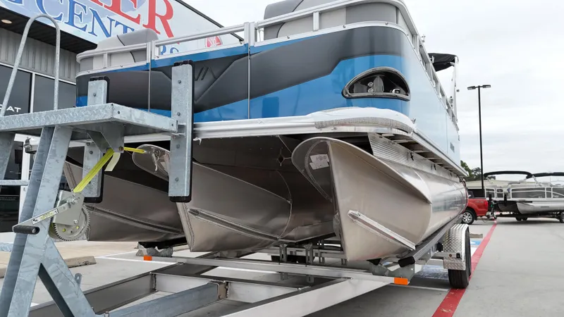 Slide: The Image of Avalon VNT QL21T 2025 - 12