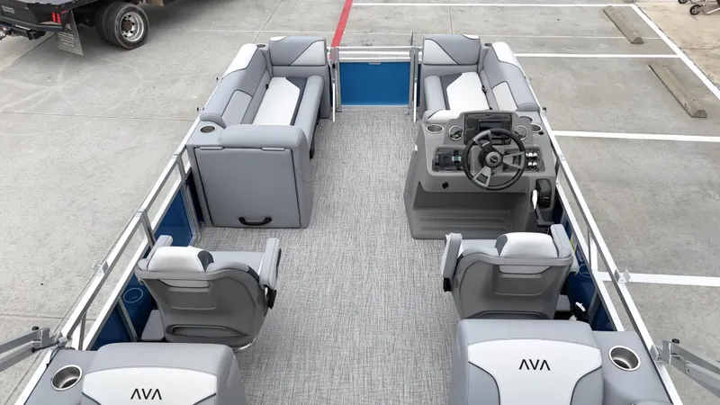 Slide: The Image of Avalon VNT QL21T 2025 - 18