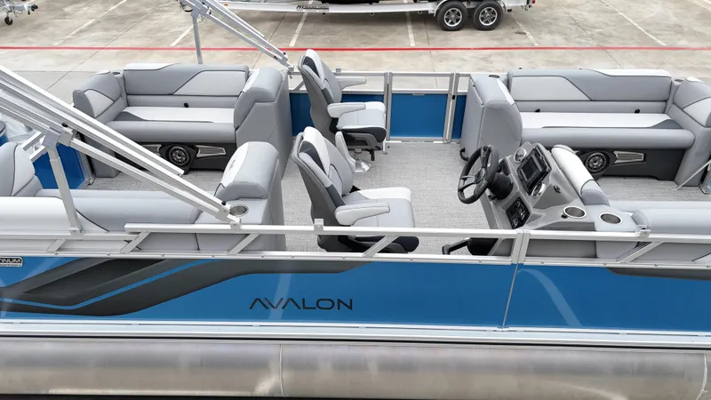 Slide: The Image of Avalon VNT QL21T 2025 - 6