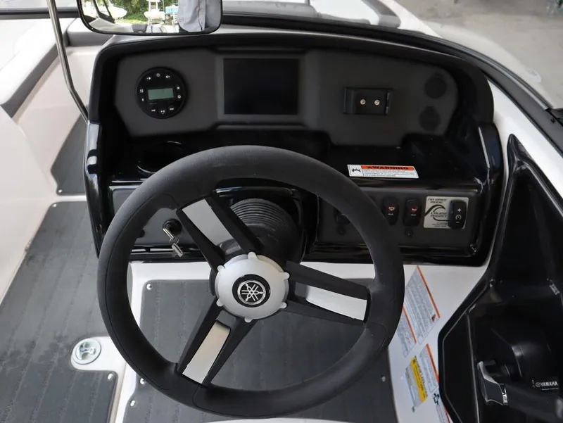 Slide: The Image of Yamaha AR190 2025 - 6