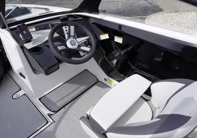 Slide: The Image of Yamaha SX220 2025 - 14