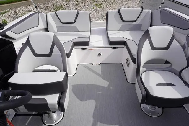 Slide: The Image of Yamaha SX220 2025 - 7