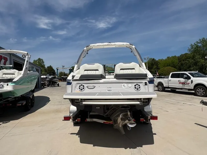 Slide: The Image of Regal LS6 2025 - 5