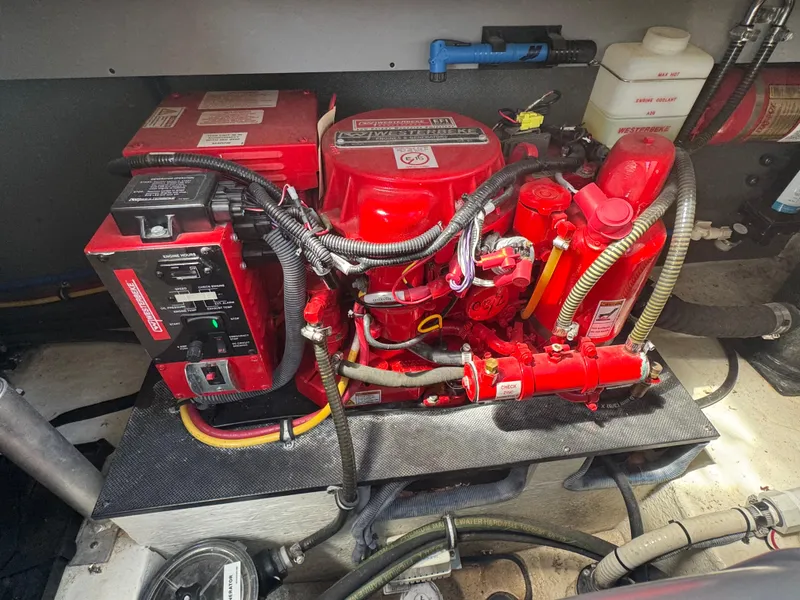 Slide: The Image of Monterey 295 Sport Yacht 2017 - 18