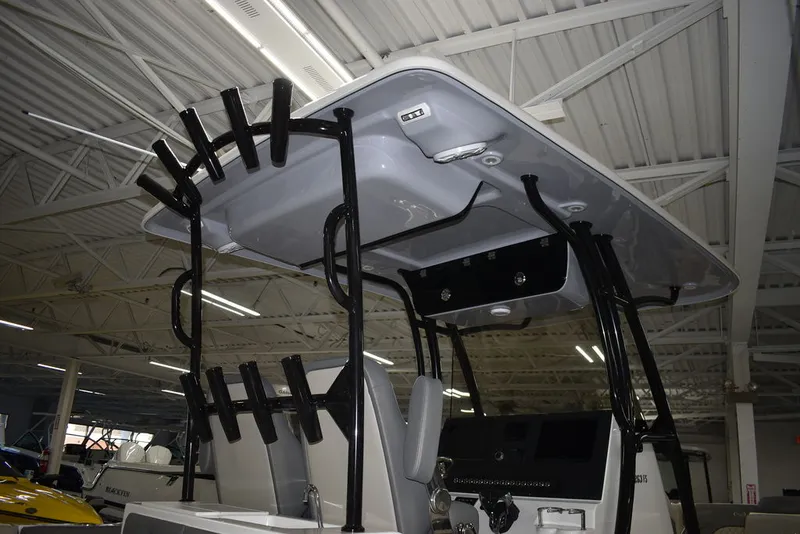 Slide: The Image of Key West Boats 263 FS 2026 - 11