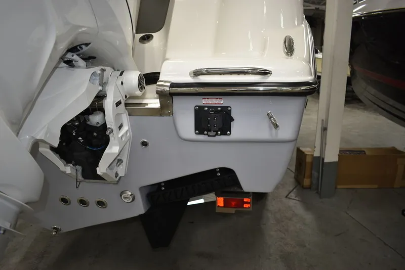 Slide: The Image of Key West Boats 263 FS 2026 - 30