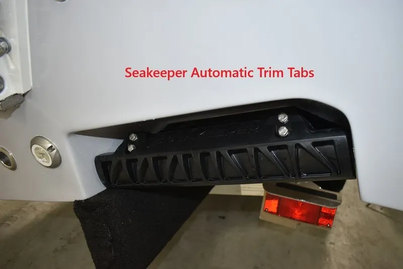 Slide: The Image of Key West Boats 263 FS 2026 - 32