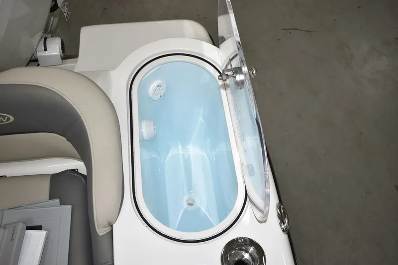 Slide: The Image of Key West Boats 263 FS 2026 - 34