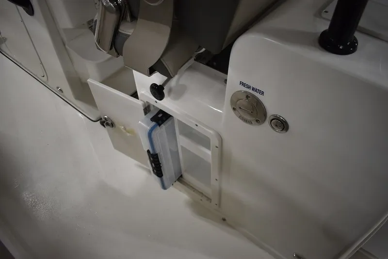 Slide: The Image of Key West Boats 263 FS 2026 - 47