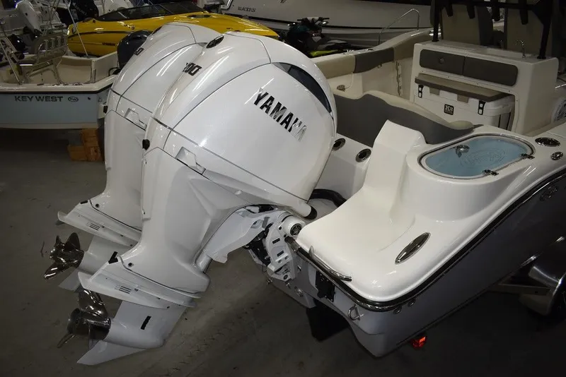 Slide: The Image of Key West Boats 263 FS 2026 - 5