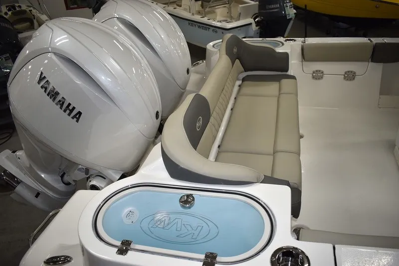 Slide: The Image of Key West Boats 263 FS 2026 - 7