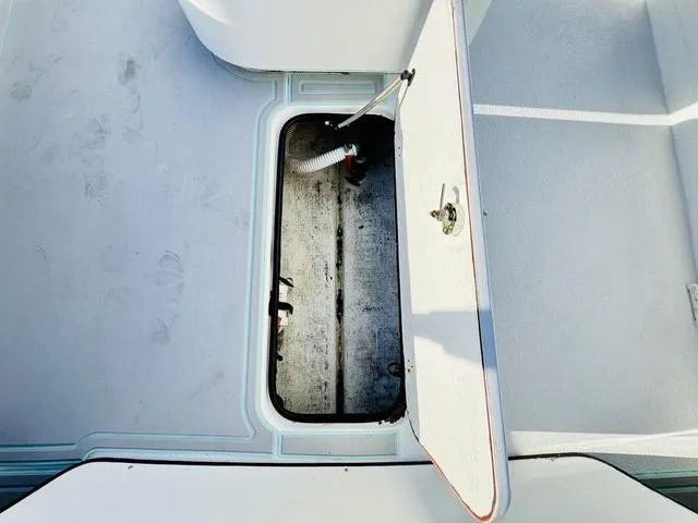 Slide: The Image of Atlas Boat Works 23F 2022 - 6