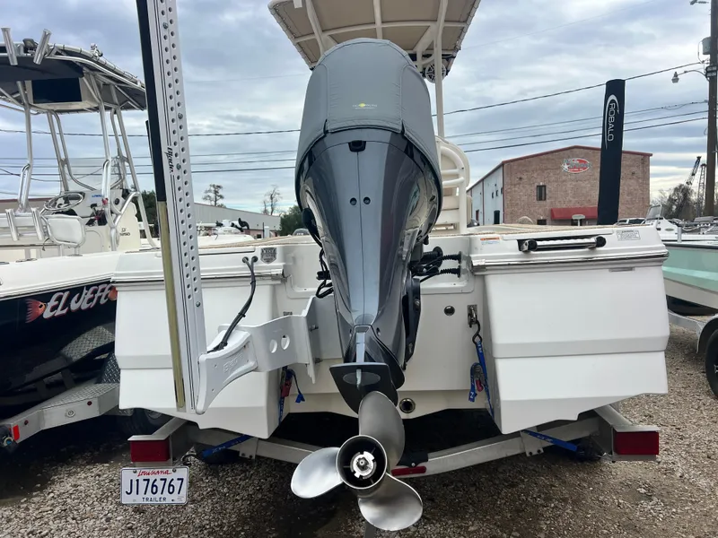 Slide: The Image of 2017 Robalo 206 Cayman boat with T-top and fishing rod holders. - 3