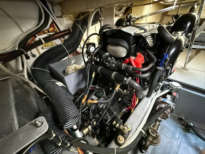 Slide: The Image of Carver C37 Coupe 2016 - 67