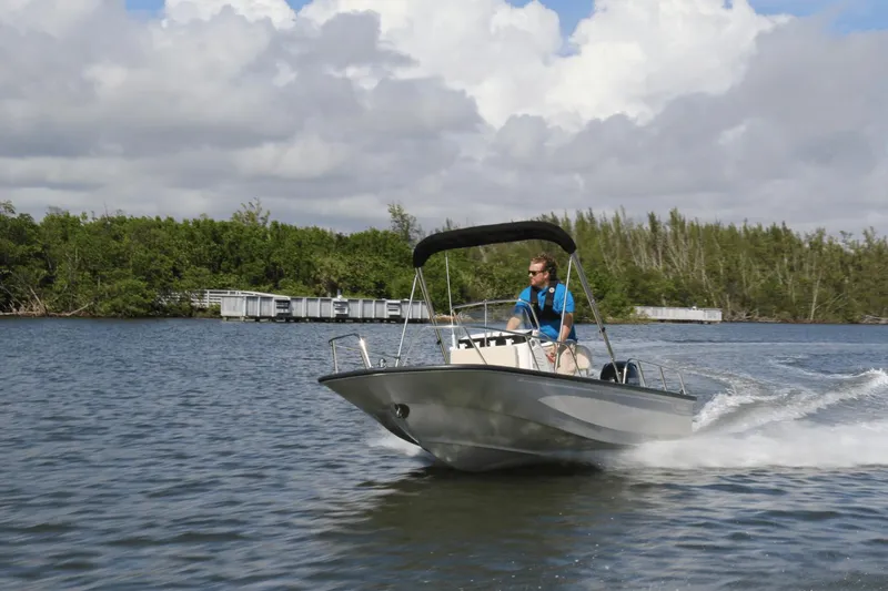 Slide: The Image of Boston Whaler 150 Montauk 2025 - 30