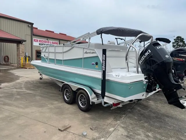 Slide: The Image of Hurricane FunDeck 2260 REF 2025 - 4