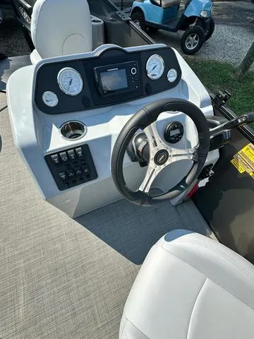 Slide: The Image of Bentley Pontoons Legacy 200 Fish 2023 - 3