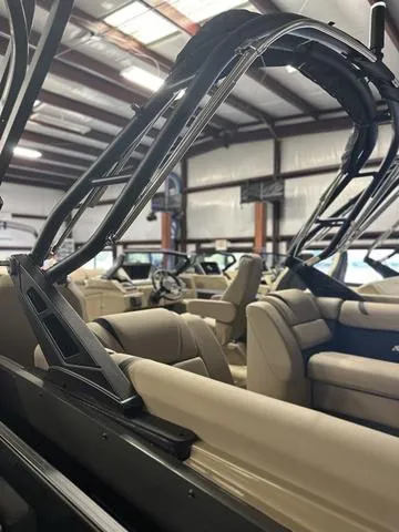 Slide: The Image of SunChaser Calais 23 LR DH 2024 - 4