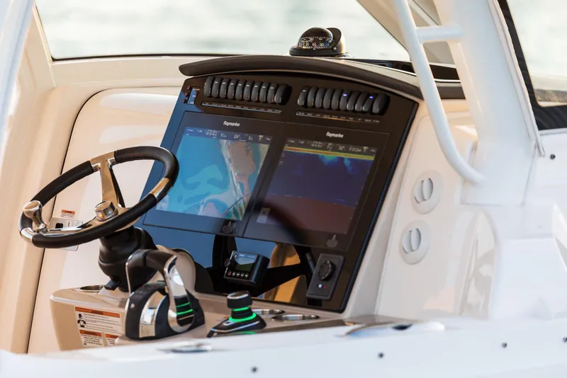 Slide: The Image of 2023-Boston-Whaler-350-Realm-MarineMax - 23