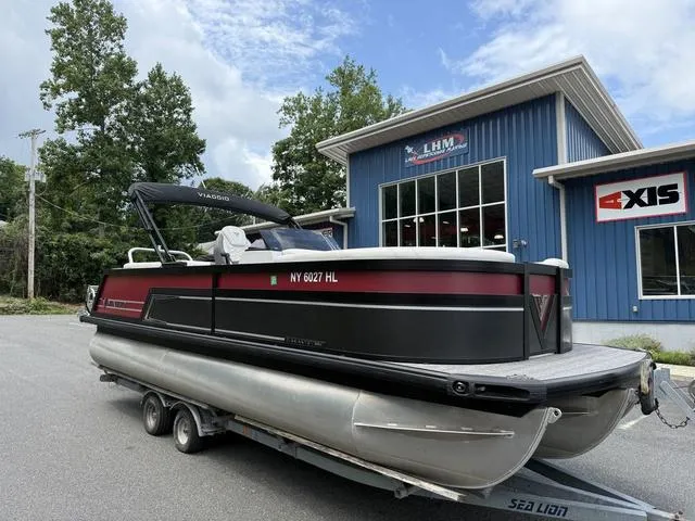 Slide: The Image of Viaggio Diamante D22U Triple 2024 - 2