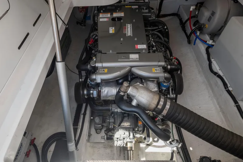 Slide: The Image of Very Clean Engine Room! - 32