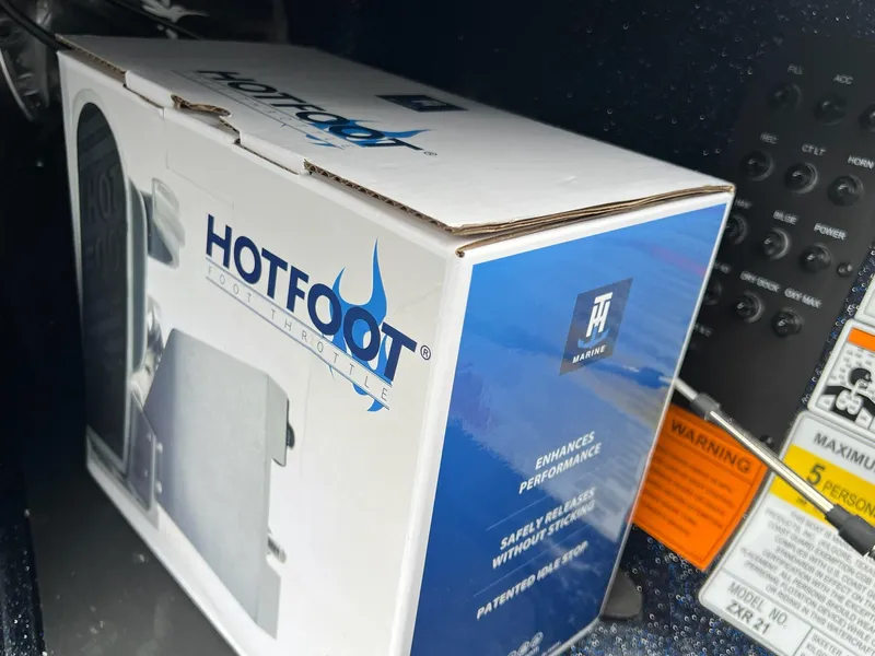 Slide: The Image of Skeeter ZXR 21 2025 - 15