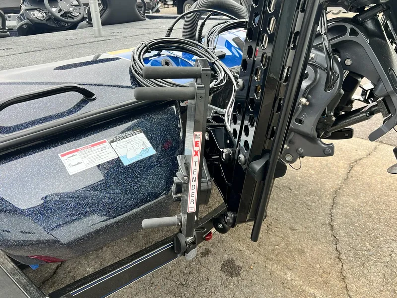 Slide: The Image of Skeeter ZXR 21 2025 - 22