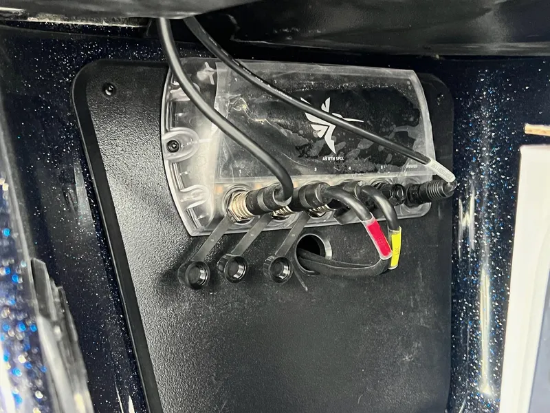 Slide: The Image of Skeeter ZXR 21 2025 - 3