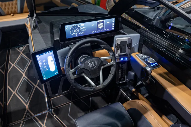 Slide: The Image of Malibu M230 2025 - 9