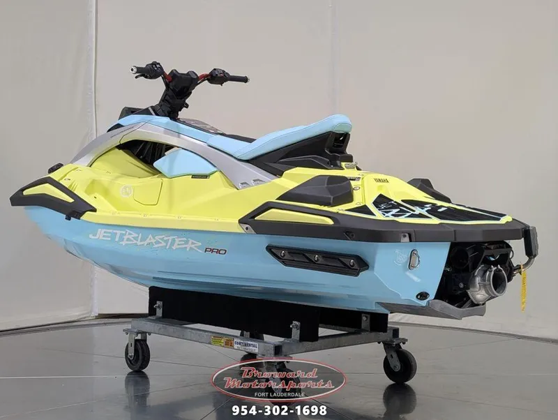 Slide: The Image of Yamaha Jetblaster PRO 2-Up 2025 - 5