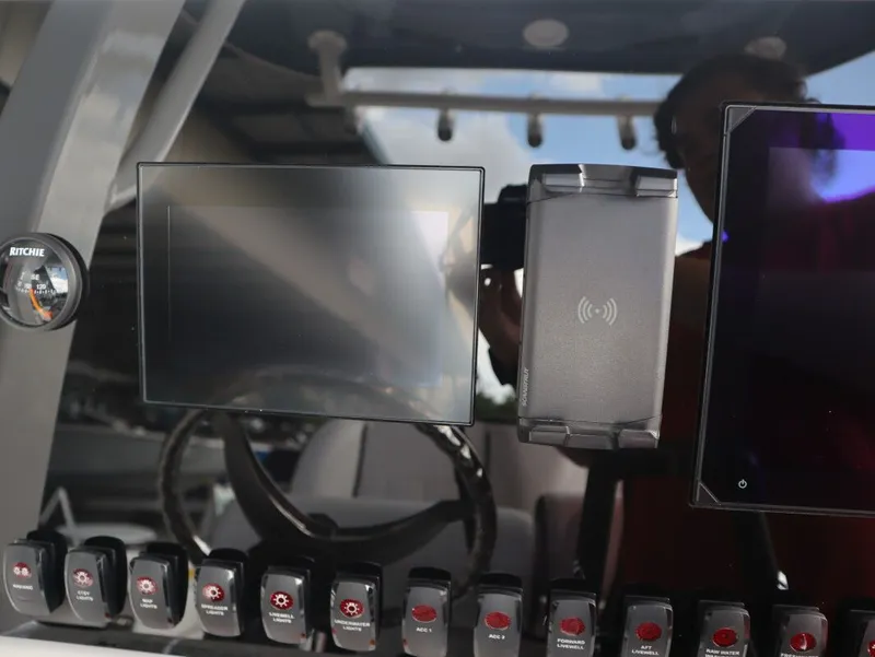 Slide: The Image of Yamaha 252 FSH Sport 2025 - 16