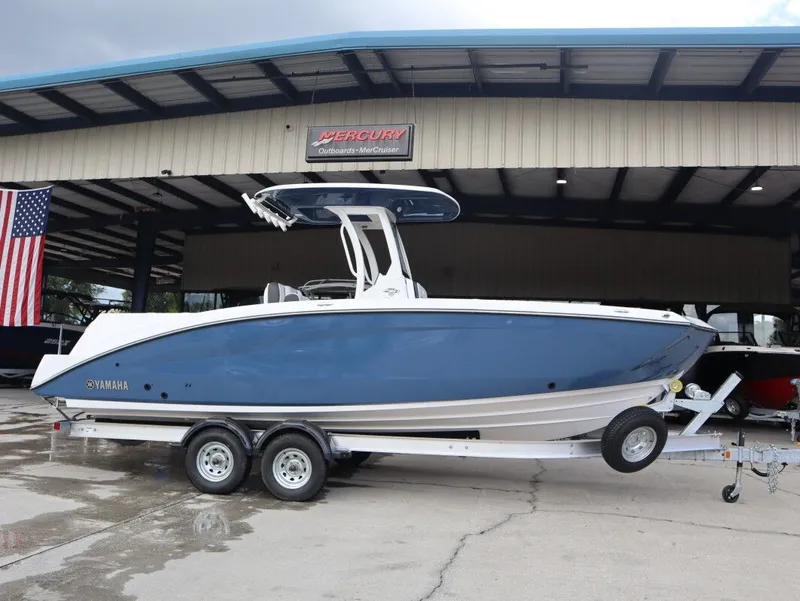 Slide: The Image of Yamaha 252 FSH Sport 2025 - 4