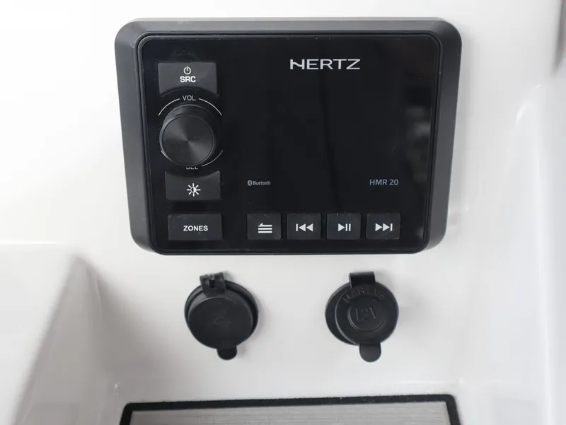 Slide: The Image of Hertz HMR 20 audio system on 2025 Yamaha Boats 222 FSH Sport E. - 23