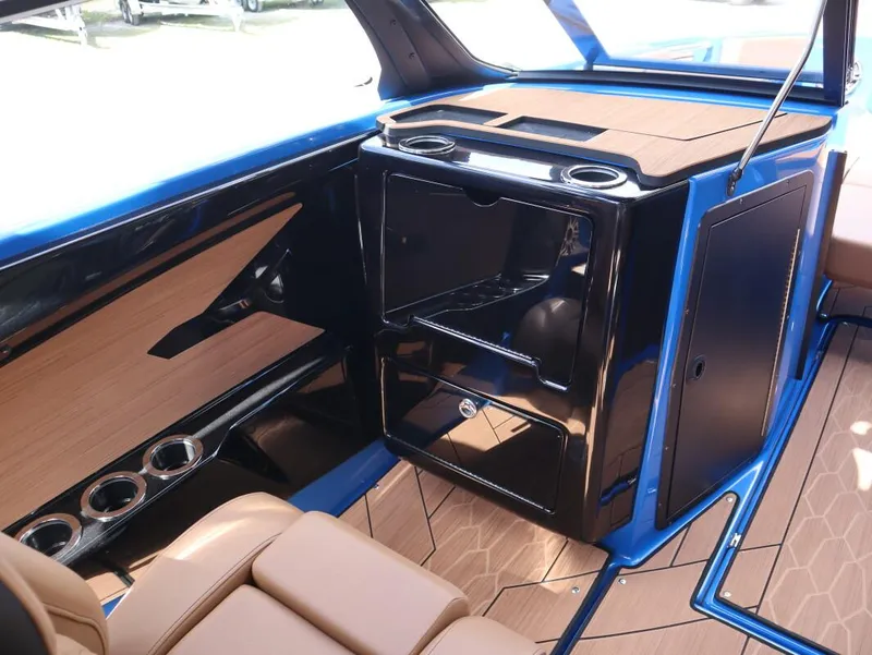 Slide: The Image of Interior of 2025 Yamaha Boats 222XD, featuring sleek design and modern amenities. - 24