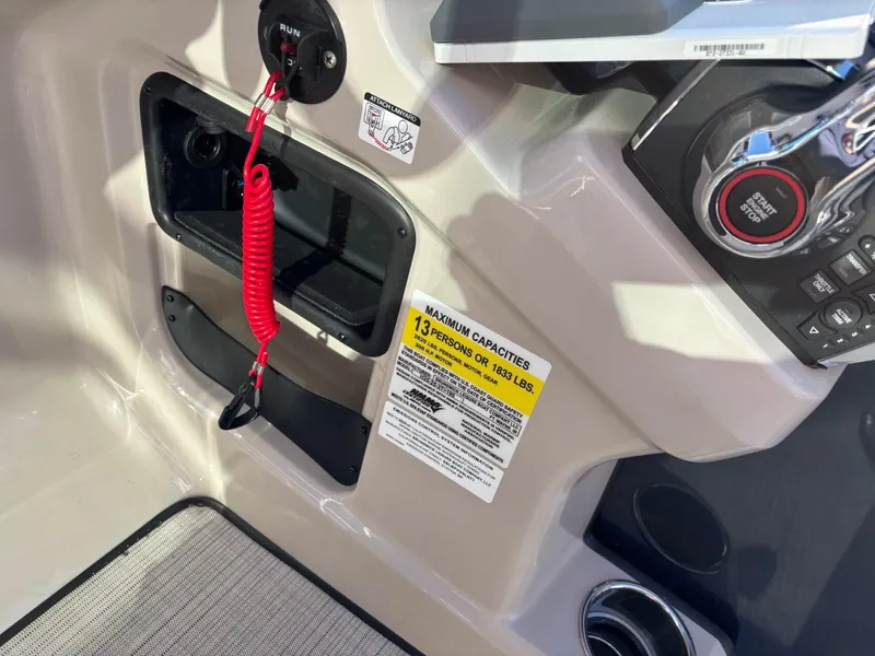 Slide: The Image of Harris Cruiser 250 2025 - 19