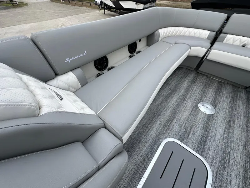 Slide: The Image of Bennington 25 RX FB ARCH 2025 - 20