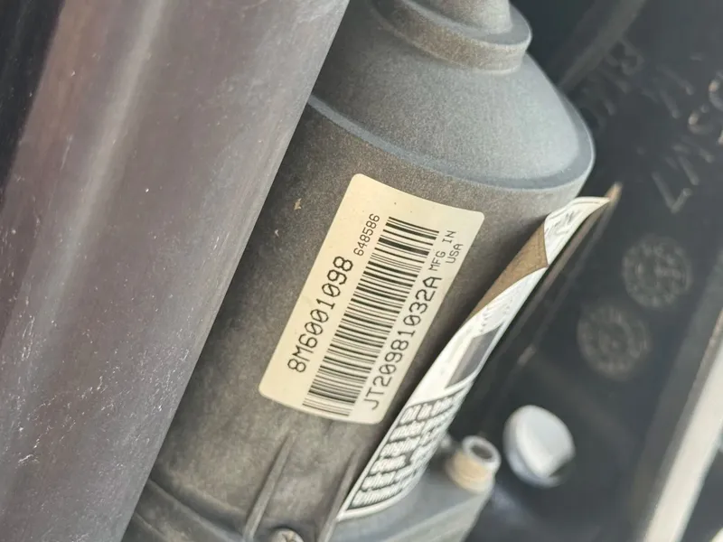 Slide: The Image of Bayliner 180 EL 2023 - 38