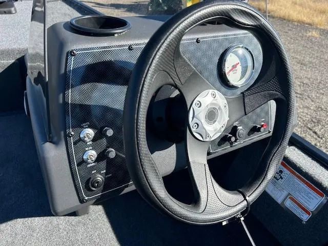 Tracker Bass Tracker Classic XL 2025 for Sale | MarineSource
