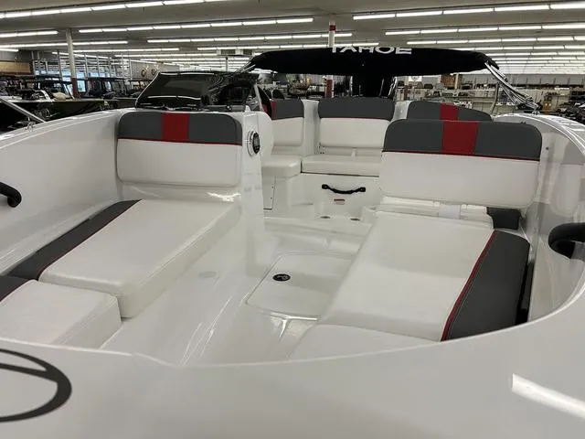 Slide: The Image of Tahoe T16 2024 - 8