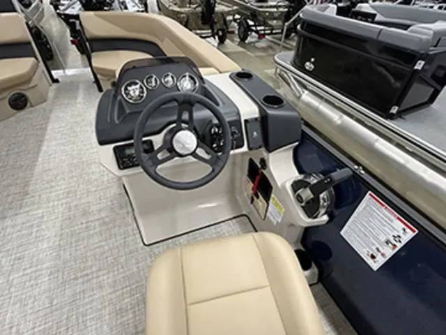 Slide: The Image of Lowe LS 210 WT 2025 - 8