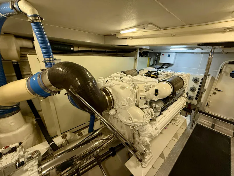 Slide: The Image of Marquis 65 2005 - 60