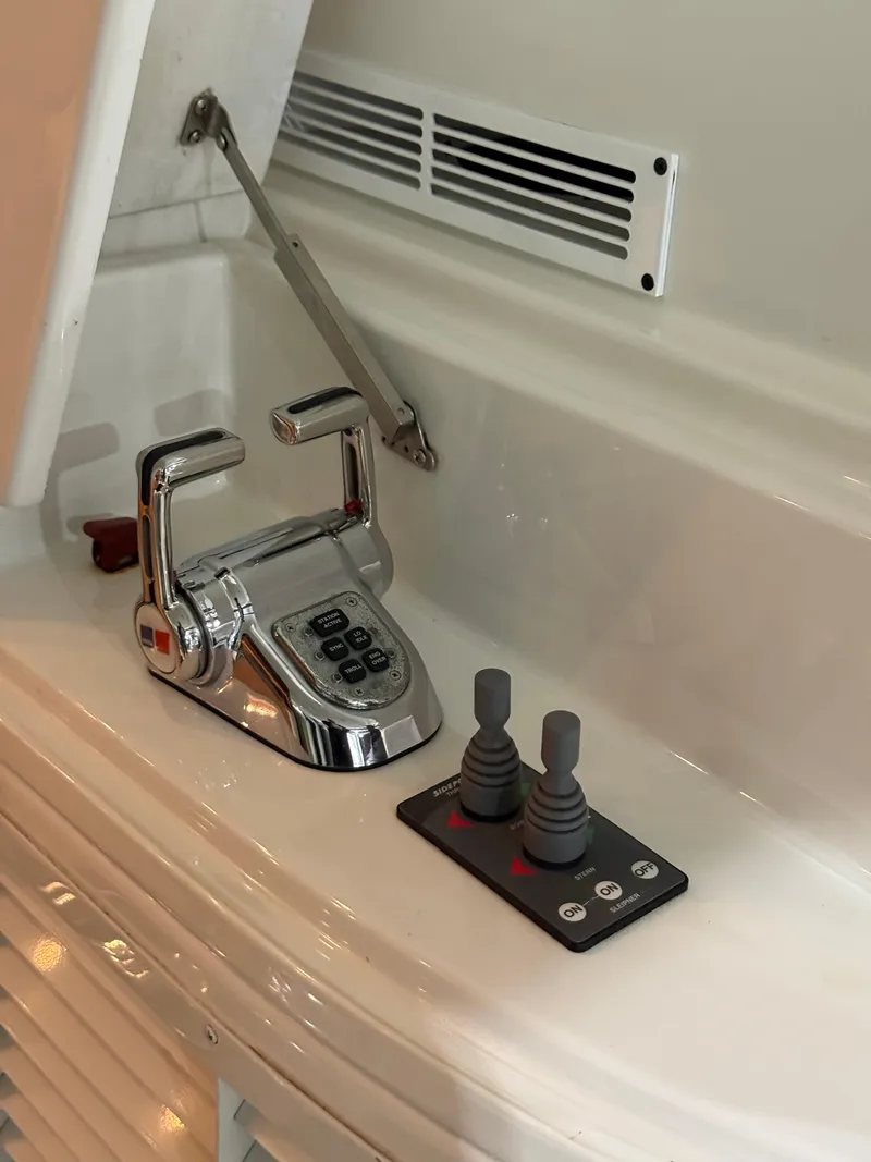 Slide: The Image of Marquis 65 2005 - 67