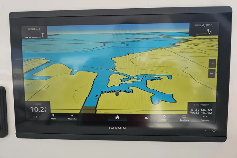 Slide: The Image of Intrepid 375 Nomad SE 2025 - 28