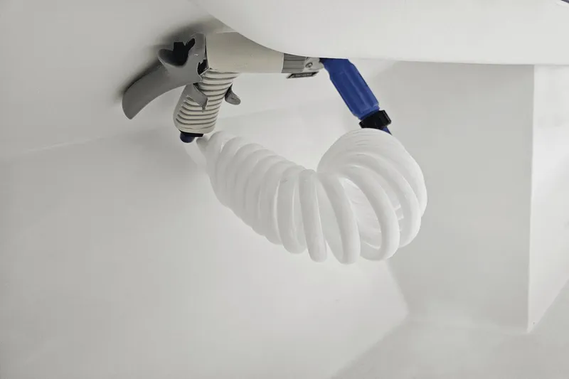 Slide: The Image of Intrepid 375 Nomad SE 2025 - 67