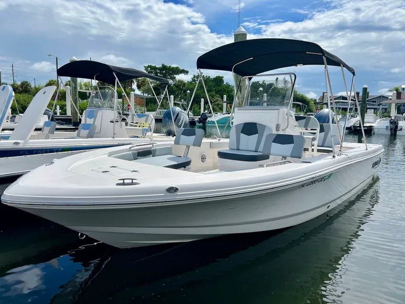 The Image of Robalo 226 Cayman 2026 - 0