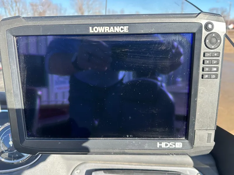 Slide: The Image of Lowrance HDS-12 fishfinder on 2012 Ranger 619VS boat dashboard. - 10