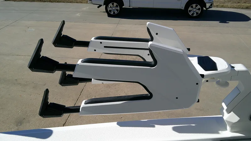 Slide: The Image of Chaparral 28 Surf 2025 boat accessory detail on a sunny day. - 7