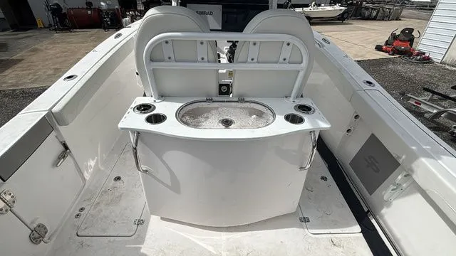 Slide: The Image of Sea Pro 262 CC 2025 - 12